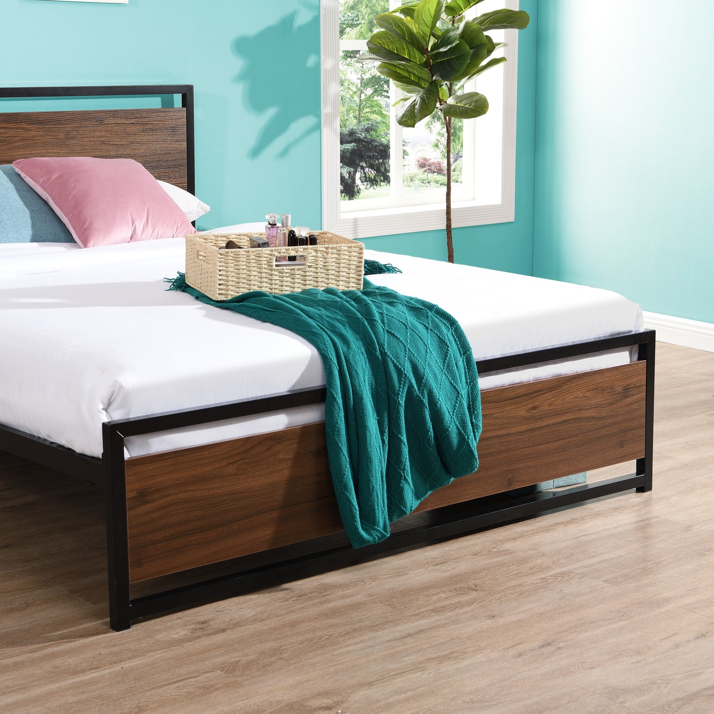 iRerts Queen Platform Bed Frame with Headboard, Industrial Metal Queen Bed Frame with Slat Support, Modern Bed Frame Queen Size for Adults Teens Kids Bedroom, No Box Spring Needed, Brown