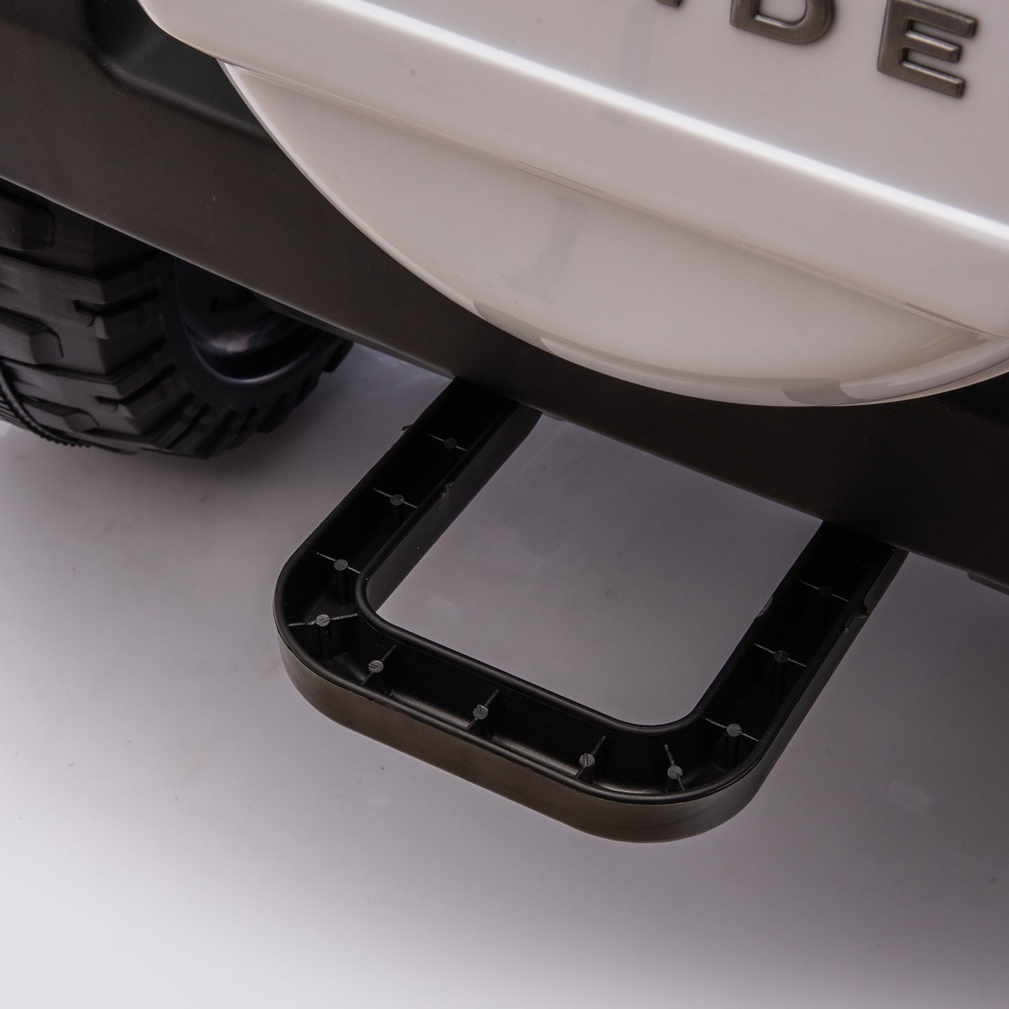 24V 2 Seater Ride on Car for Kids, Licensed Land Rover Defender Volta 5008 Ride on Toys for Big Kids with Remote Control, Bluetooth, Music, LED Lights, Powered Electric Car for Kids Boys Girls, White